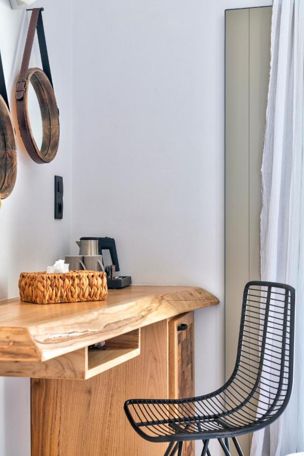 Calma Boutique Hotel Posidhonía Екстериор снимка